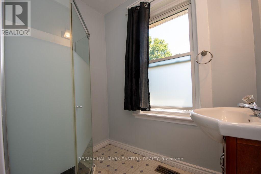 466 Rubidge Street, Peterborough (Town Ward 3), Ontario  K9H 4E5 - Photo 28 - X13628486
