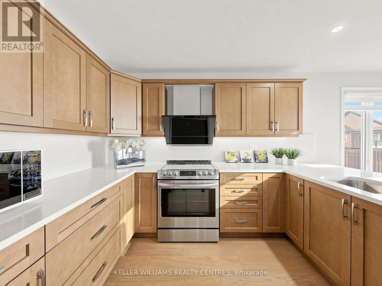 36 York Drive, Peterborough (Monaghan Ward 2), Ontario  K9J 6X4 - Photo 11 - X13628678