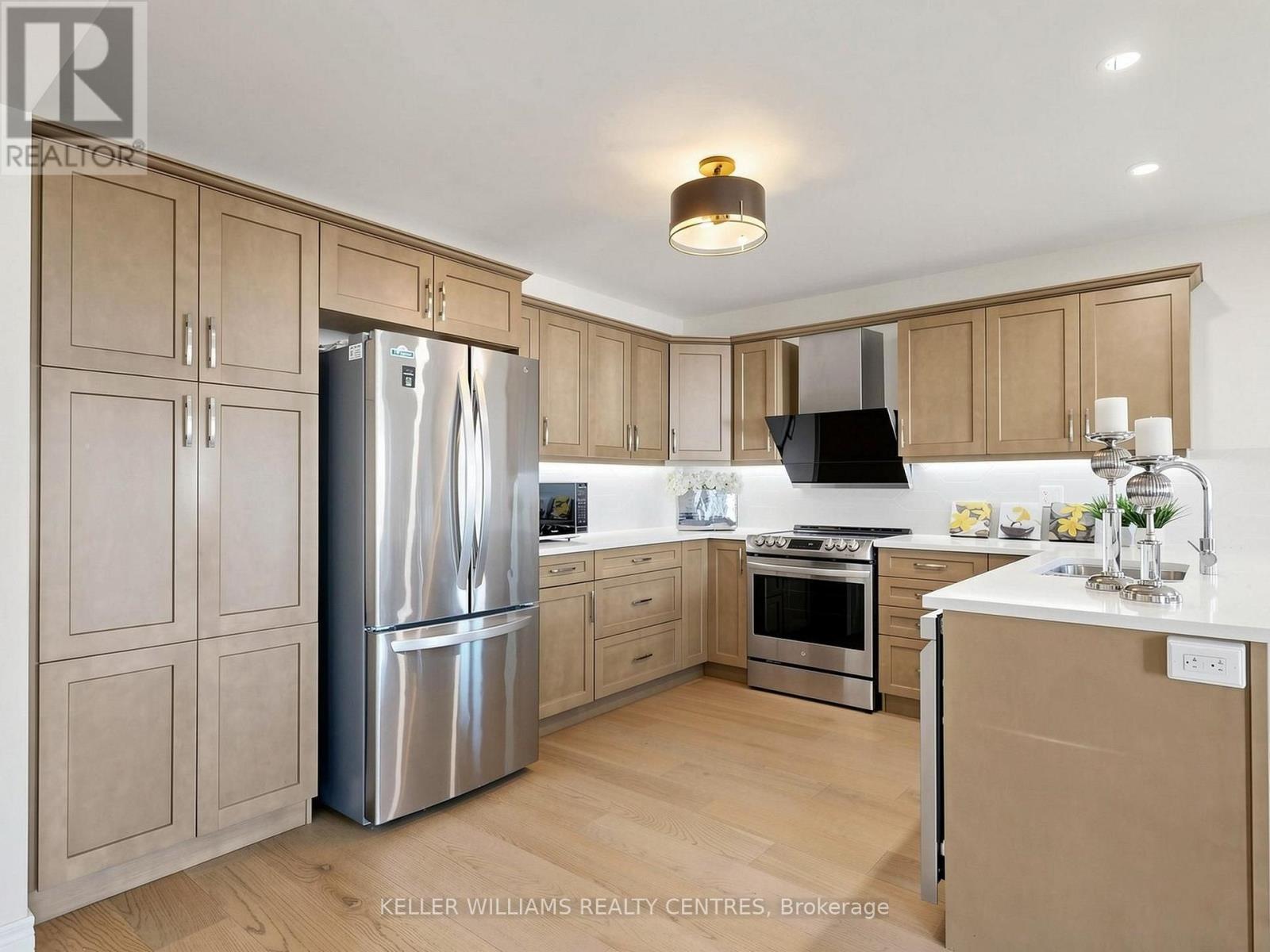 36 York Drive, Peterborough (Monaghan Ward 2), Ontario  K9J 6X4 - Photo 12 - X13628678