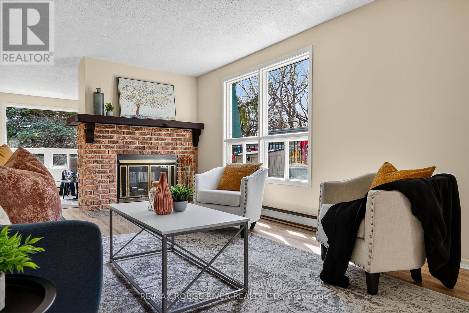 22 Eastbank Road, Clarington (Newcastle), Ontario  L1B 1A4 - Photo 17 - E13629106