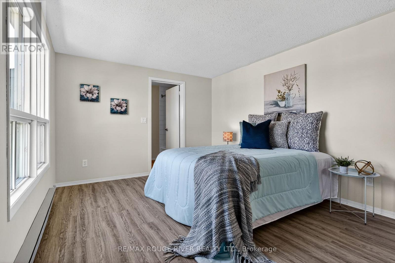 22 Eastbank Road, Clarington (Newcastle), Ontario  L1B 1A4 - Photo 27 - E13629106
