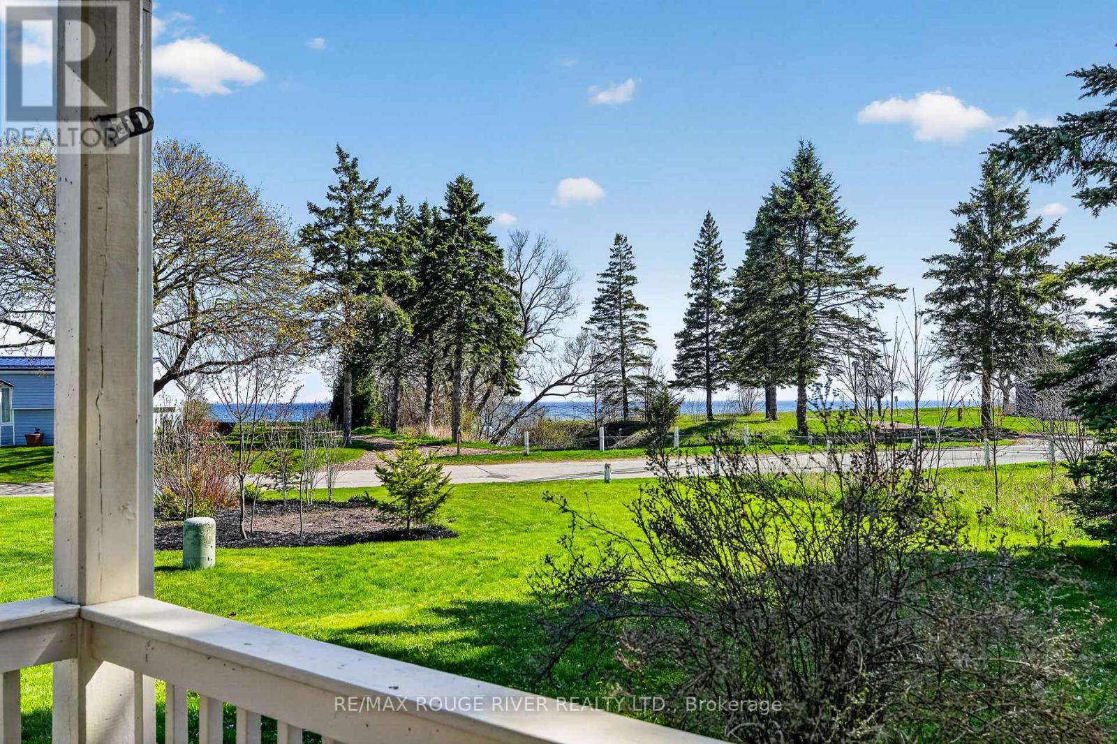 22 Eastbank Road, Clarington (Newcastle), Ontario  L1B 1A4 - Photo 41 - E13629106