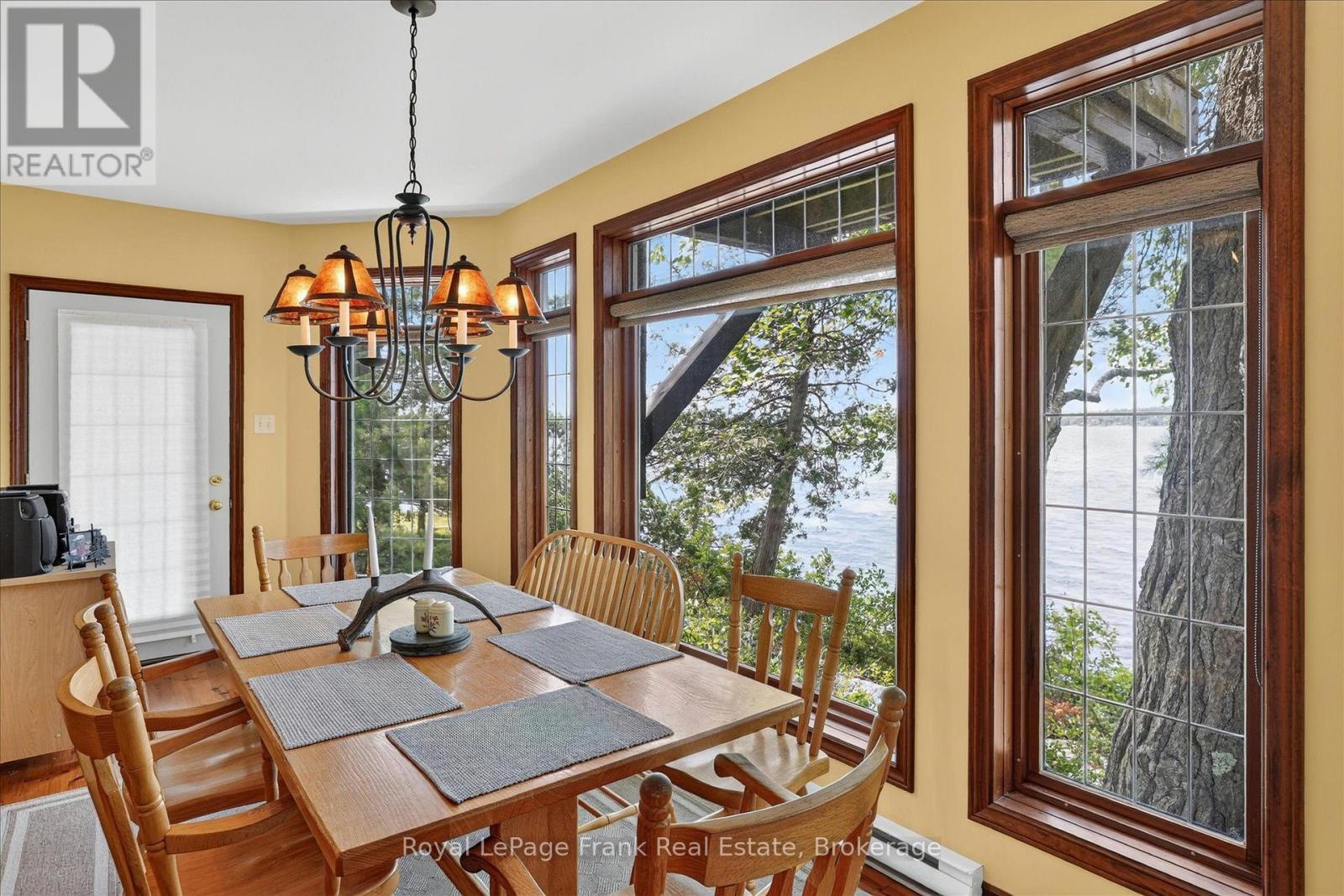 1550 Island 85 Stoney Lake, Douro-Dummer, Ontario  K0L 2H0 - Photo 17 - X13629362