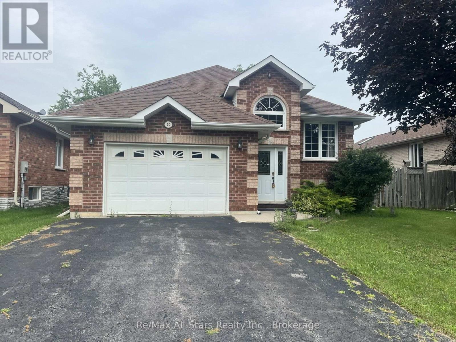 20 EAKINS CRESCENT, kawartha lakes (lindsay), Ontario