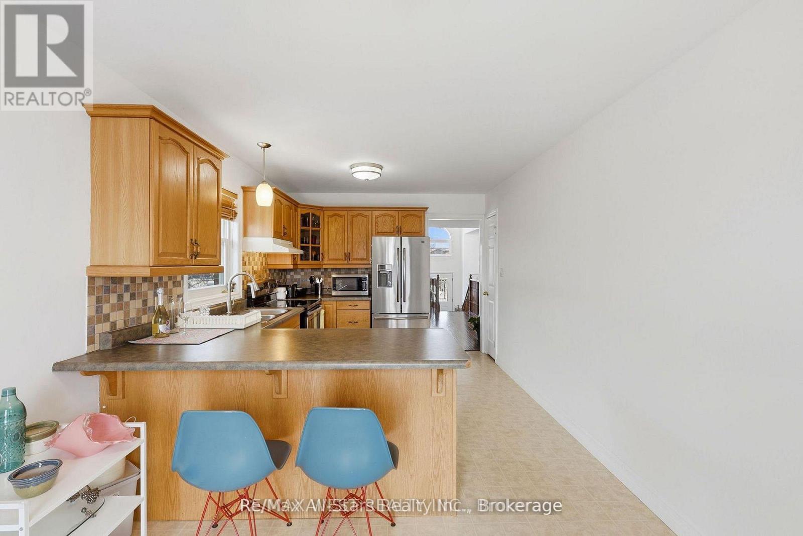 20 Eakins Crescent, Kawartha Lakes (Lindsay), Ontario  K9V 6J9 - Photo 13 - X13630180