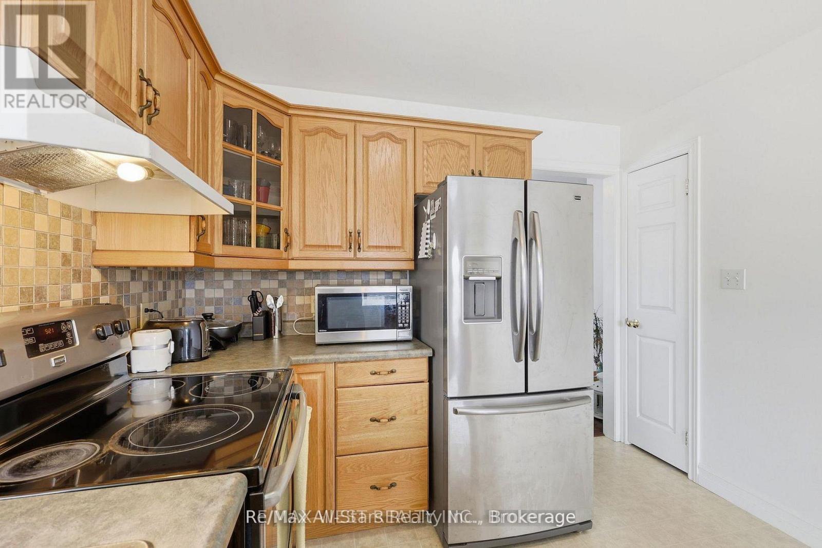 20 Eakins Crescent, Kawartha Lakes (Lindsay), Ontario  K9V 6J9 - Photo 14 - X13630180