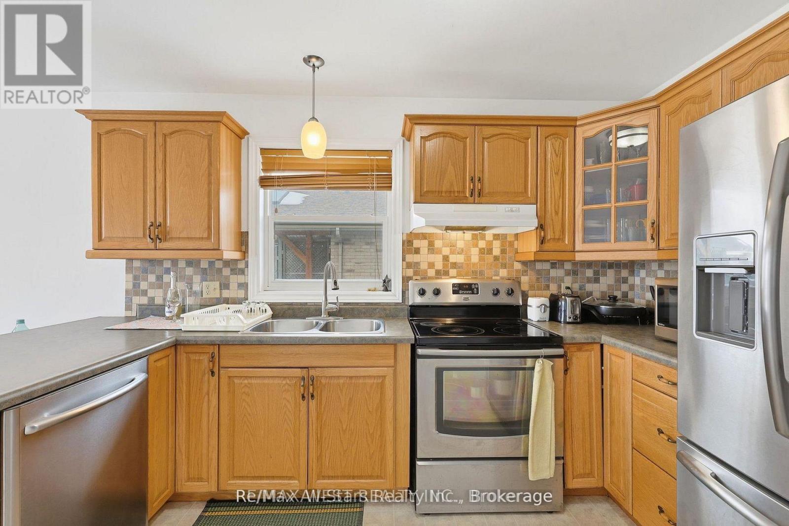 20 Eakins Crescent, Kawartha Lakes (Lindsay), Ontario  K9V 6J9 - Photo 17 - X13630180