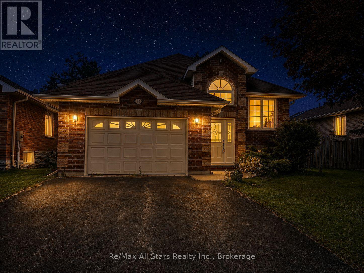 20 Eakins Crescent, Kawartha Lakes (Lindsay), Ontario  K9V 6J9 - Photo 2 - X13630180