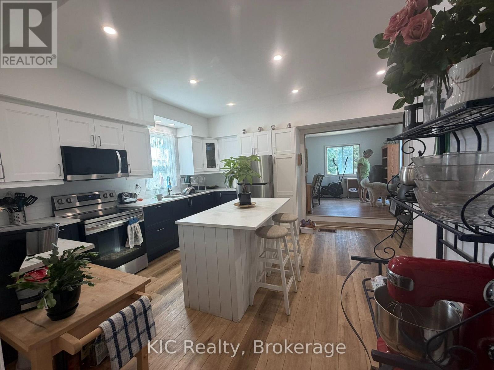 48 George Street E, Havelock-Belmont-Methuen (Havelock), Ontario  K0L 1Z0 - Photo 2 - X13631884