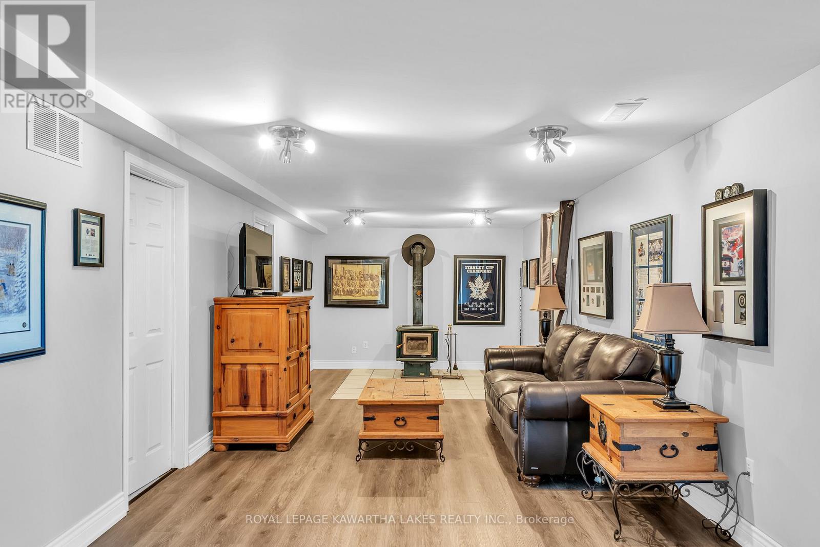 9 Buckhorn Road, Kawartha Lakes (Fenelon), Ontario  K9V 4R6 - Photo 17 - X13632686