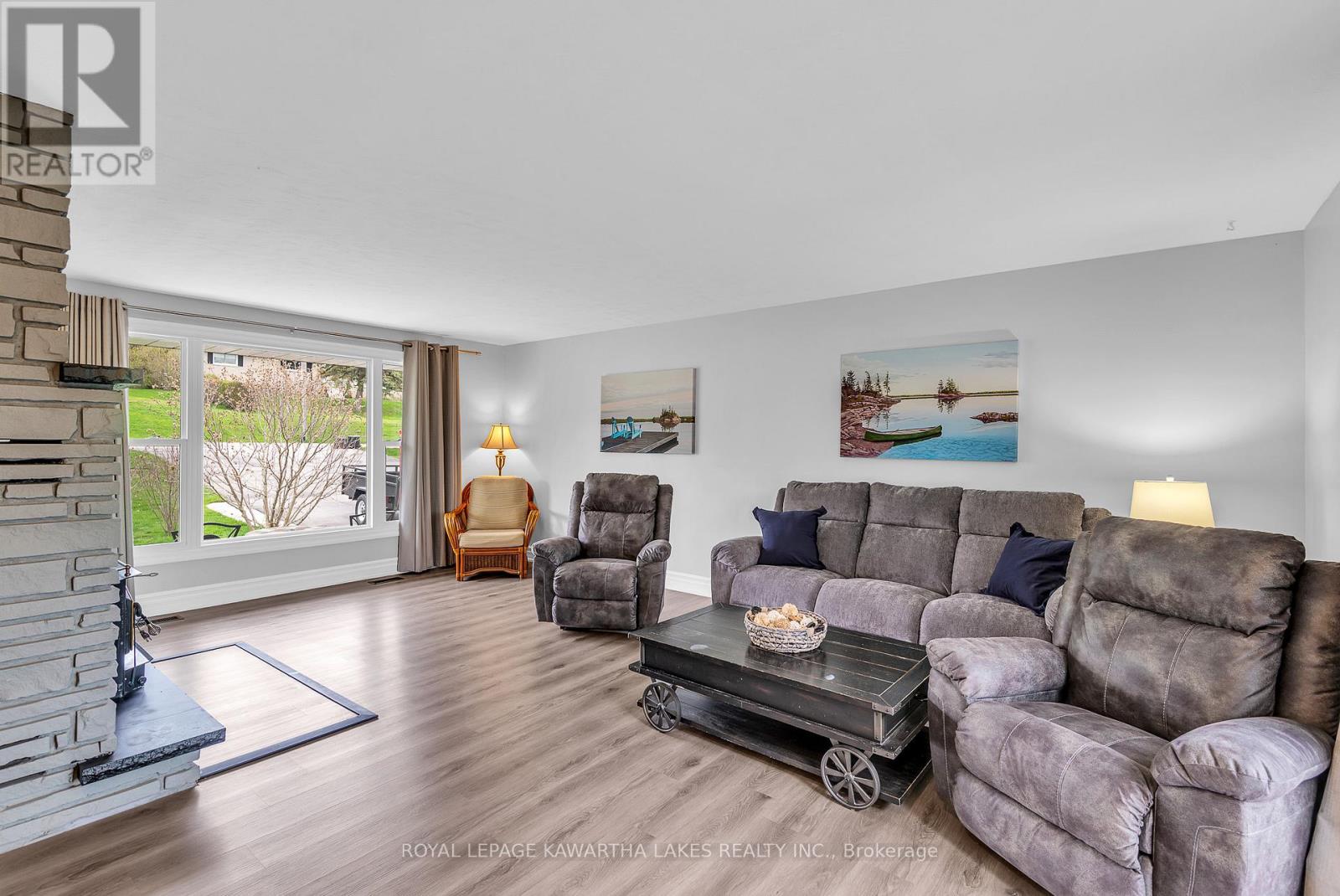 9 Buckhorn Road, Kawartha Lakes (Fenelon), Ontario  K9V 4R6 - Photo 4 - X13632686