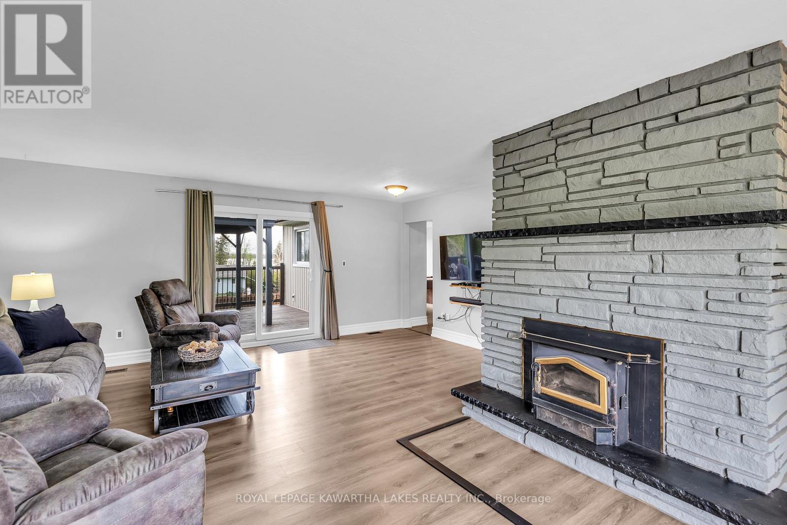 9 Buckhorn Road, Kawartha Lakes (Fenelon), Ontario  K9V 4R6 - Photo 5 - X13632686