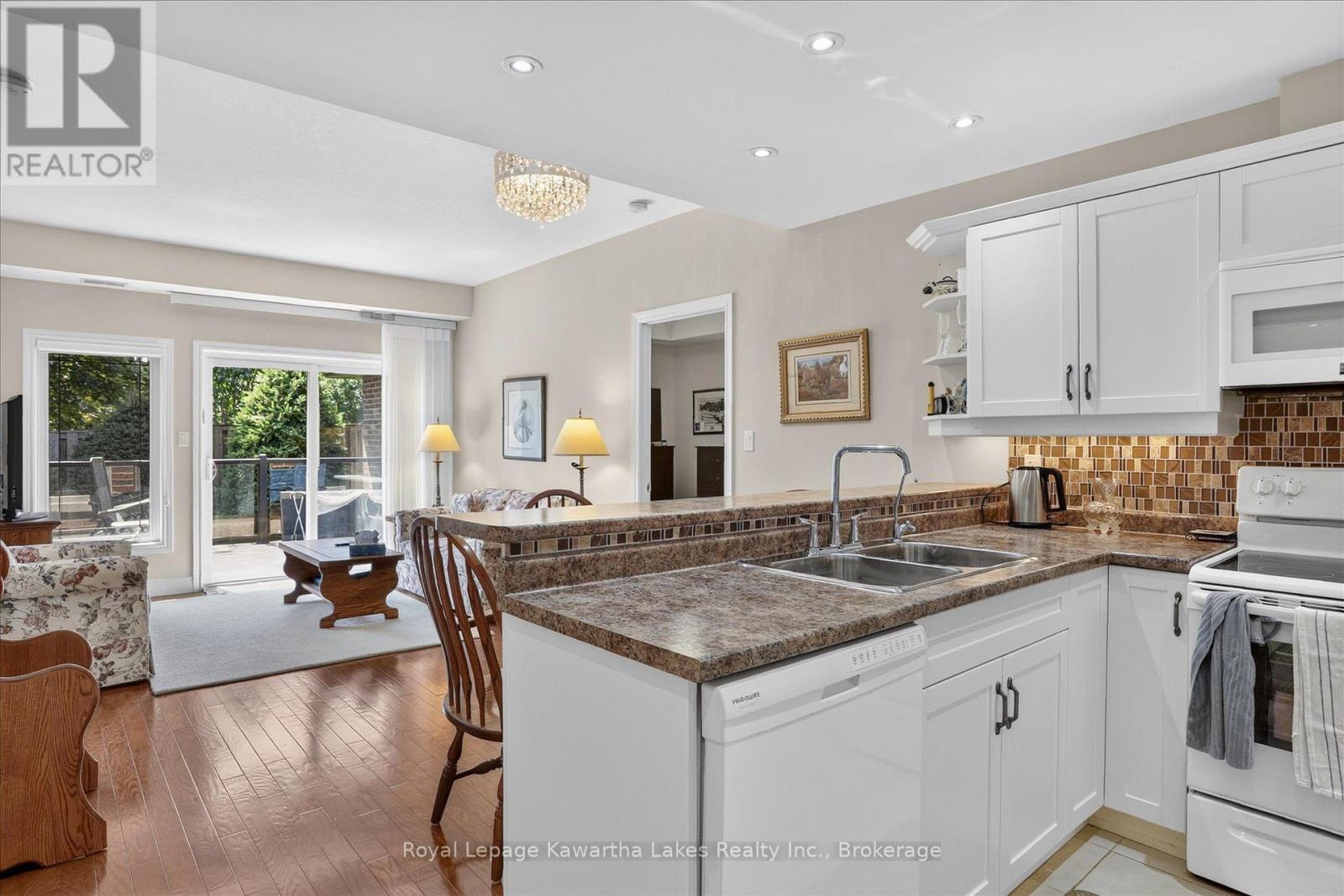 7 - 35 Green Arbour Way, Kawartha Lakes (Lindsay), Ontario  K9V 0E7 - Photo 34 - X13633090