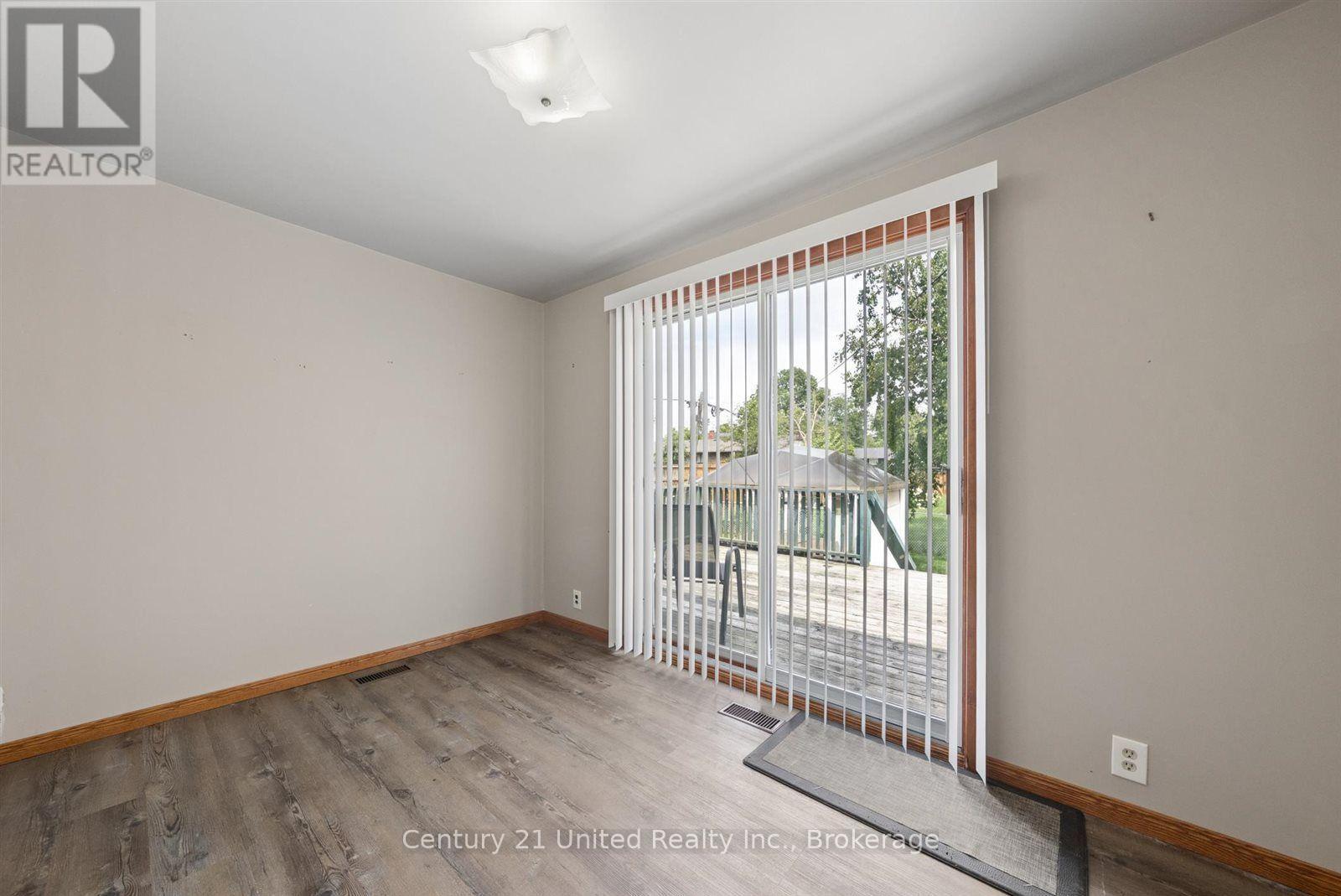 72 Kent Street, Peterborough (Town Ward 3), Ontario  K9J 5B3 - Photo 15 - X13633246