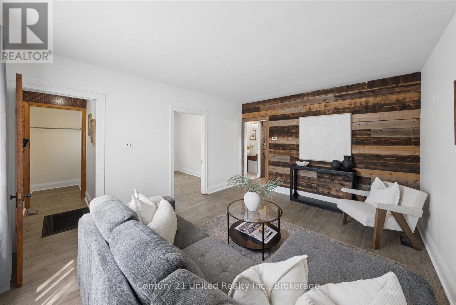 72 Kent Street, Peterborough (Town Ward 3), Ontario  K9J 5B3 - Photo 7 - X13633246