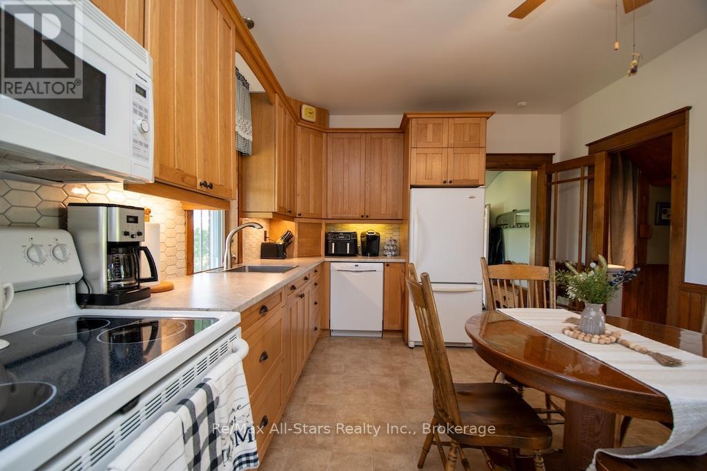 402 Mount Horeb Road, Kawartha Lakes (Manvers), Ontario  K0L 2X0 - Photo 12 - X13634146