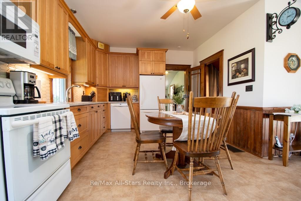 402 Mount Horeb Road, Kawartha Lakes (Manvers), Ontario  K0L 2X0 - Photo 8 - X13634146