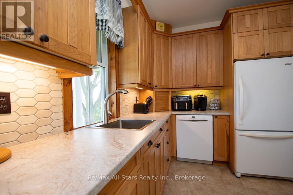 402 Mount Horeb Road, Kawartha Lakes (Manvers), Ontario  K0L 2X0 - Photo 9 - X13634146