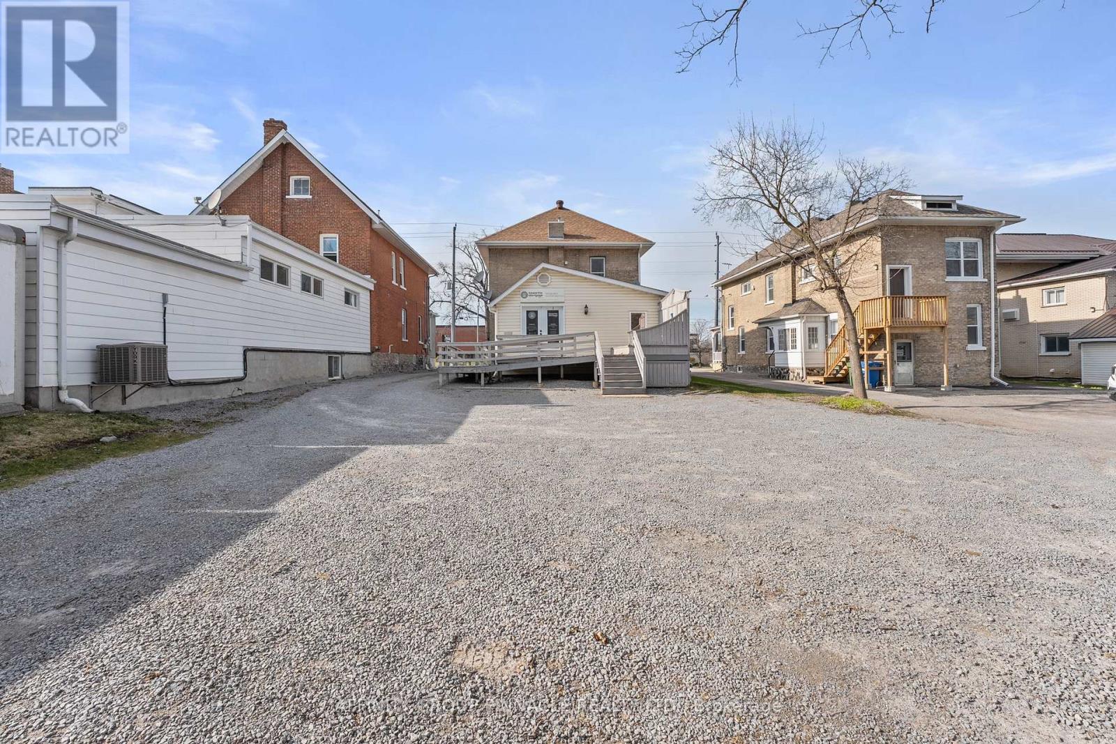 255 Kent Street W, Kawartha Lakes (Lindsay), Ontario  K9V 2Z4 - Photo 39 - X13635054
