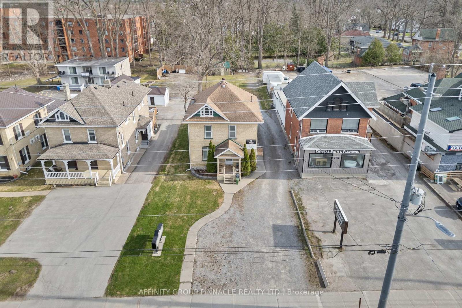255 Kent Street W, Kawartha Lakes (Lindsay), Ontario  K9V 2Z4 - Photo 4 - X13635054