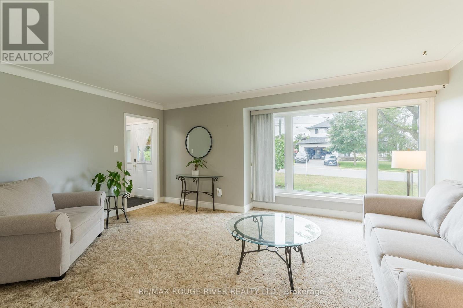 36 Kawartha Drive, Kawartha Lakes (Lindsay), Ontario  K9V 1A5 - Photo 17 - X13635204