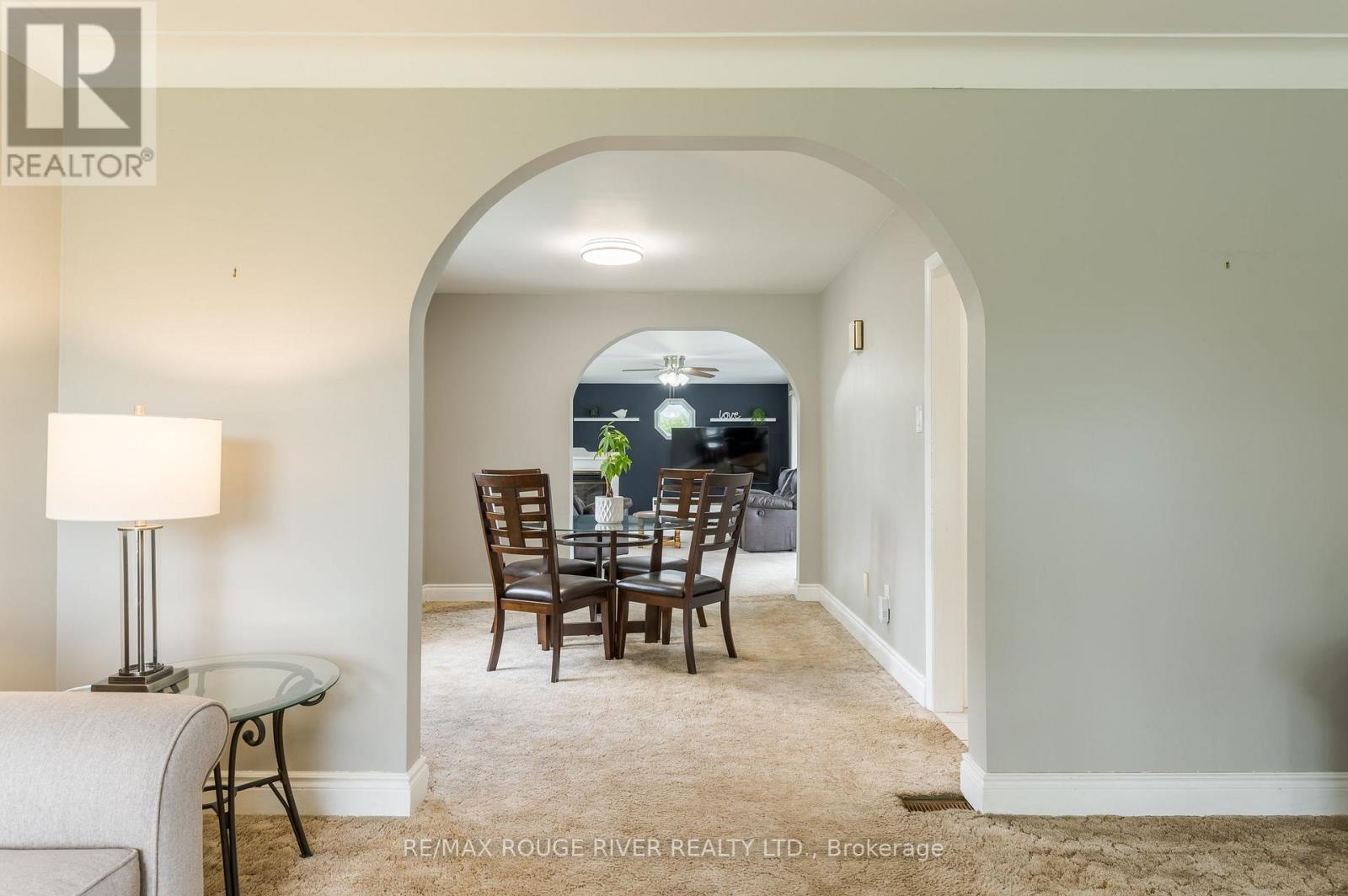 36 Kawartha Drive, Kawartha Lakes (Lindsay), Ontario  K9V 1A5 - Photo 19 - X13635204