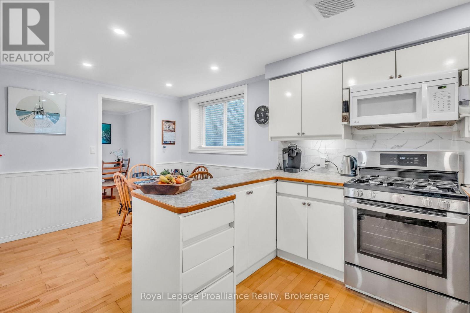 394 Sunset Boulevard, Clarington (Newcastle), Ontario  L1B 1C8 - Photo 13 - E13635816