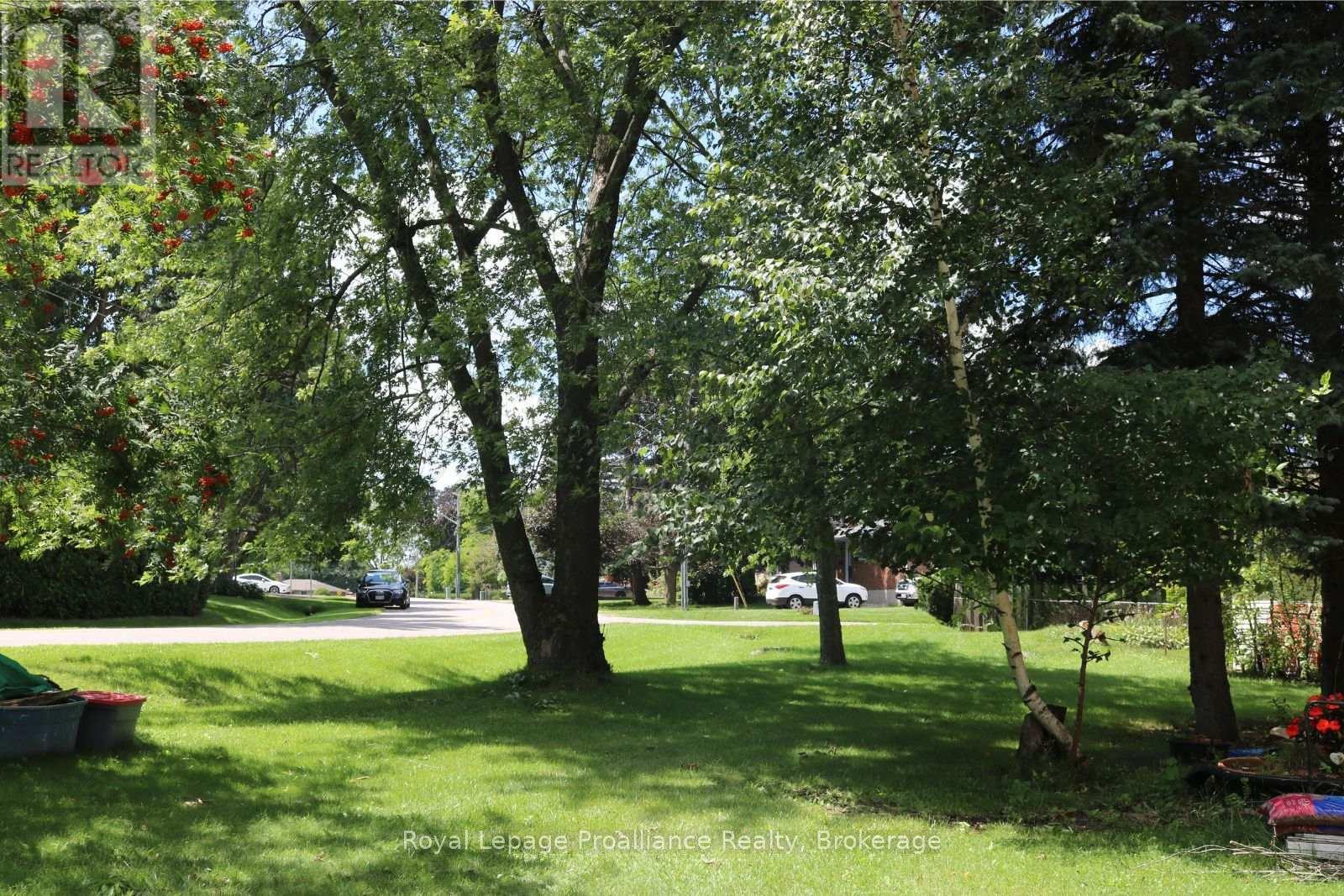 394 Sunset Boulevard, Clarington (Newcastle), Ontario  L1B 1C8 - Photo 37 - E13635816