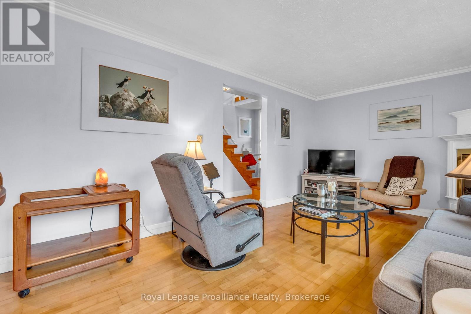 394 Sunset Boulevard, Clarington (Newcastle), Ontario  L1B 1C8 - Photo 4 - E13635816