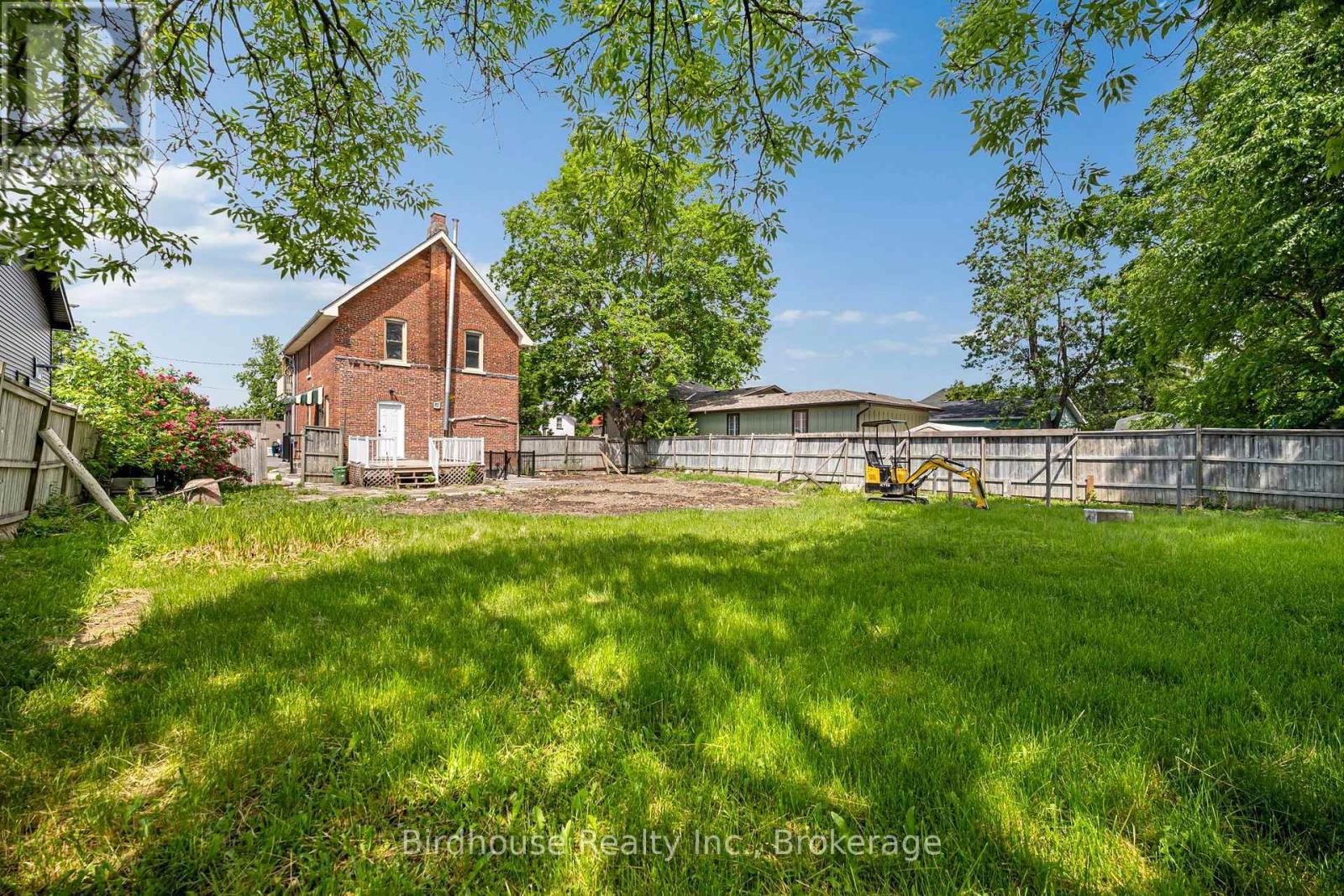 108 Lindsay Street S, Kawartha Lakes (Lindsay), Ontario  K9V 2M6 - Photo 15 - X13635818