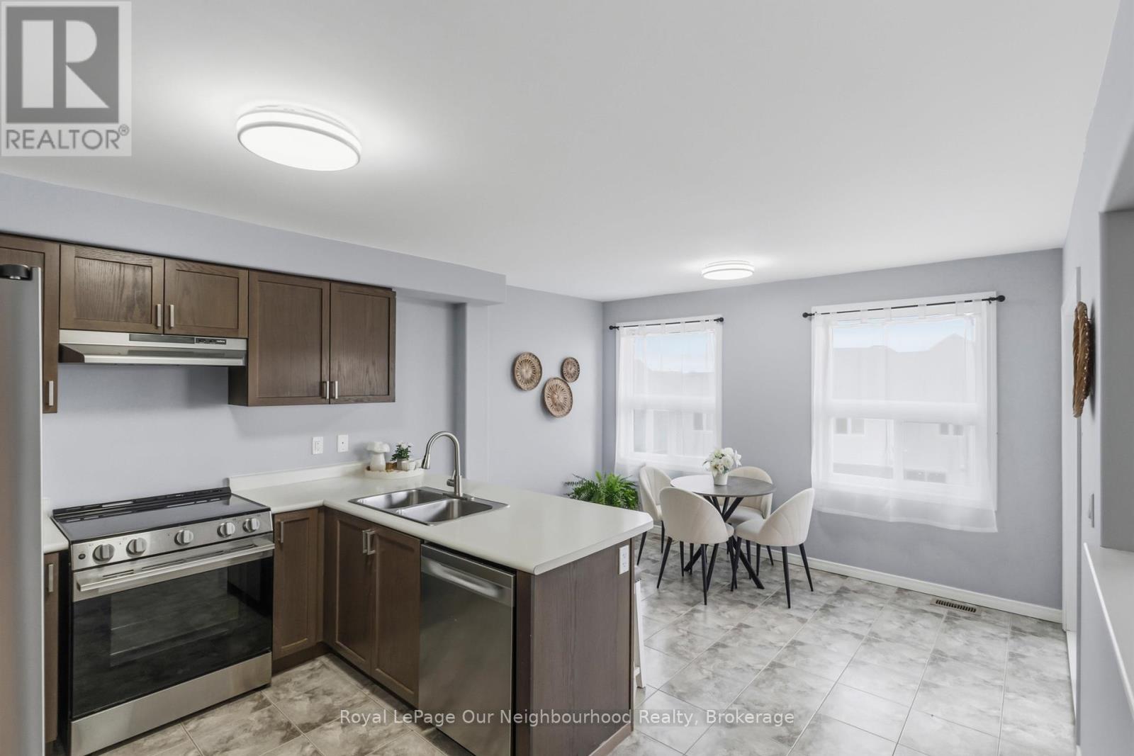 270 Louden Terrace, Peterborough (Monaghan Ward 2), Ontario  K9J 0C3 - Photo 5 - X13636256