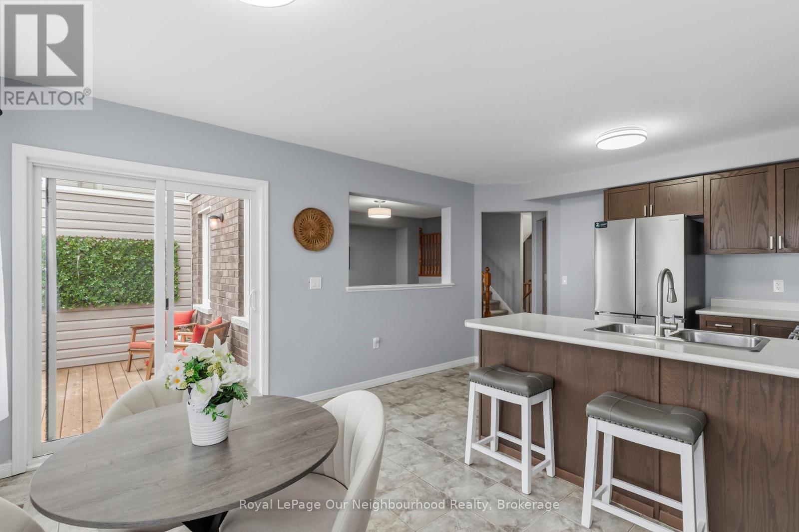 270 Louden Terrace, Peterborough (Monaghan Ward 2), Ontario  K9J 0C3 - Photo 6 - X13636256