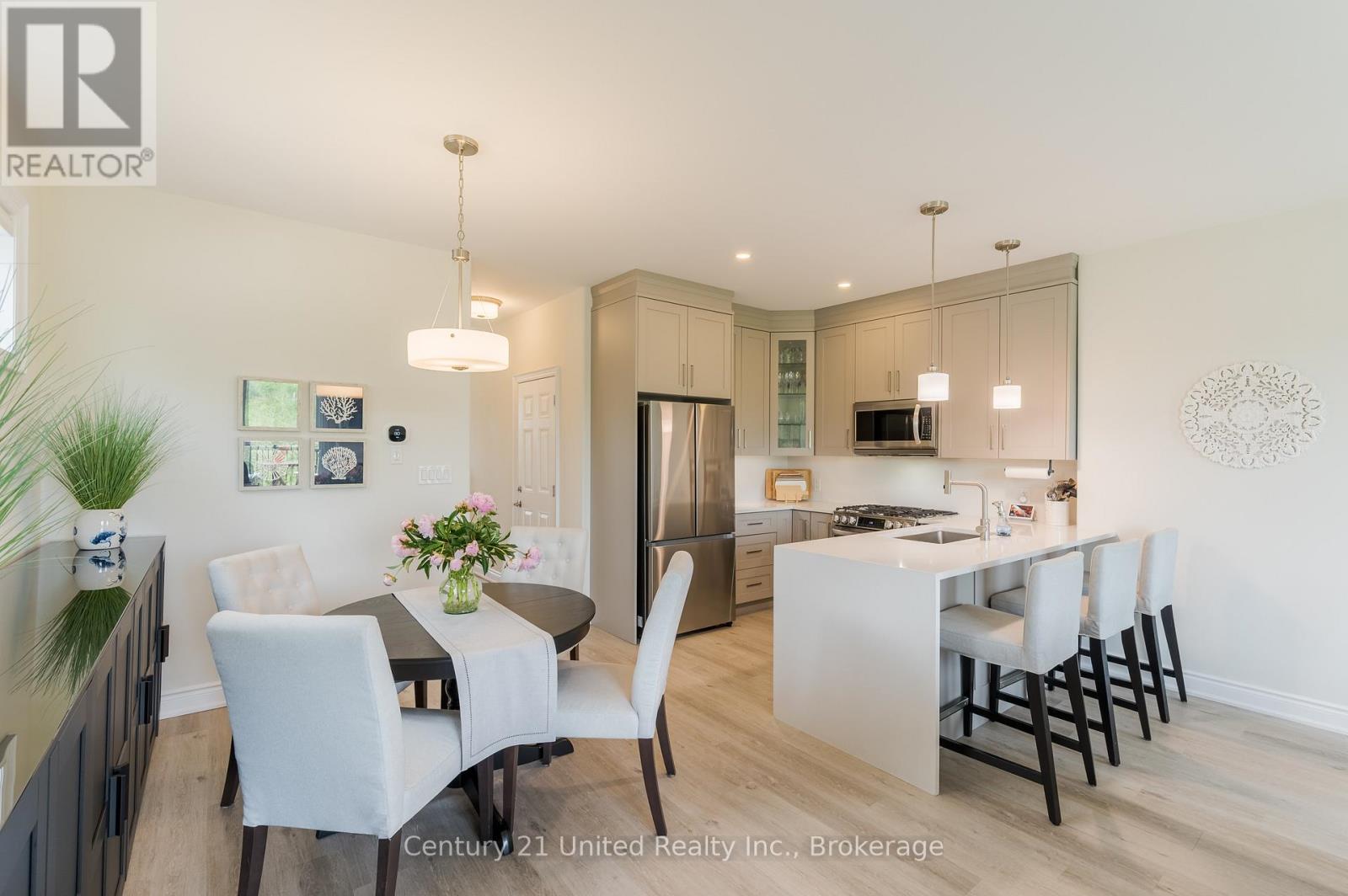 78 - 80 Marsh Avenue, Peterborough (Northcrest Ward 5), Ontario  K9H 0J5 - Photo 5 - X13636474