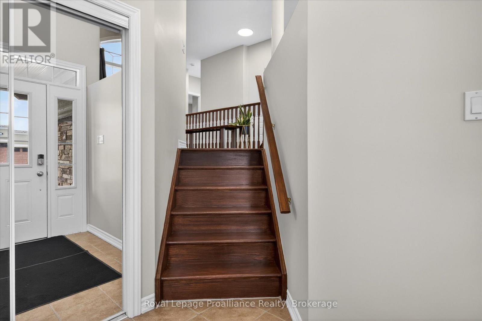 18 - 50 Lockside Drive, Peterborough (Otonabee Ward 1), Ontario  K9J 8T1 - Photo 4 - X13636580