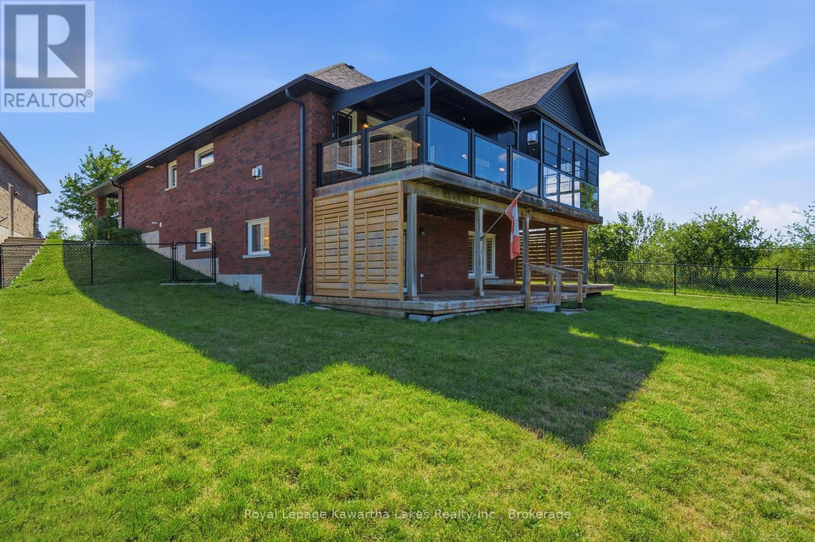 25 Barron Boulevard, Kawartha Lakes (Lindsay), Ontario  K9V 0C4 - Photo 36 - X13638134
