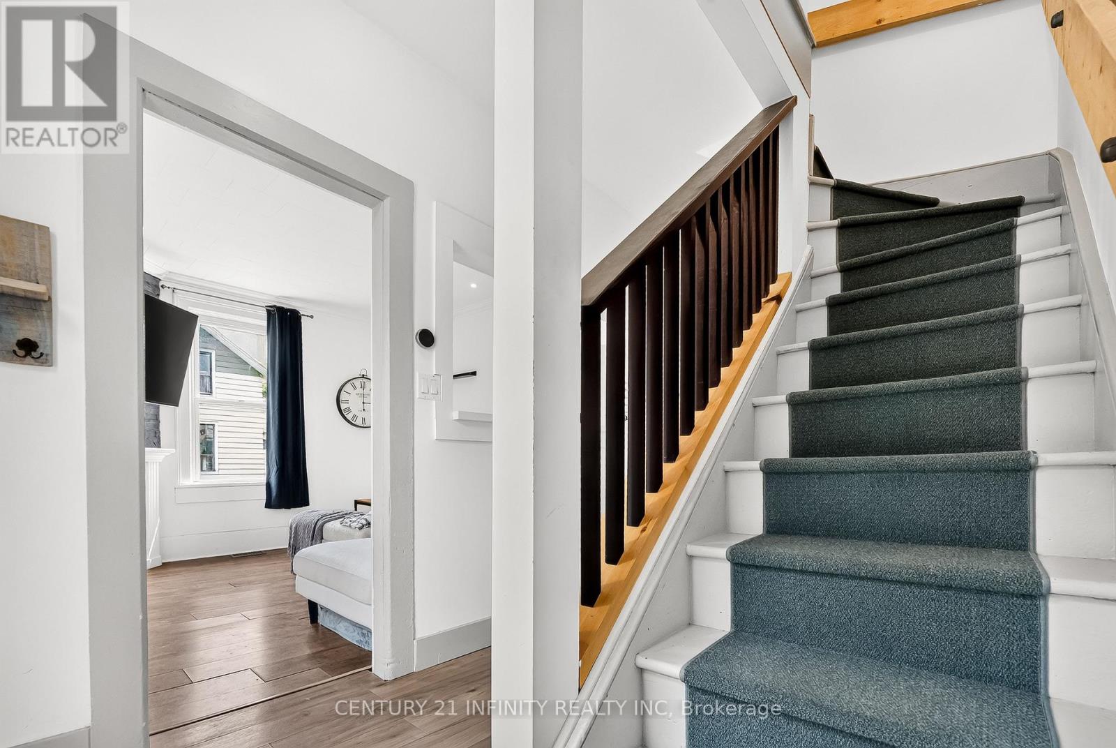 13 Main Street, Cavan Monaghan (Millbrook Village), Ontario  L0A 1G0 - Photo 19 - X13638148