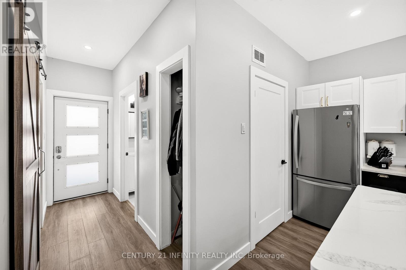 13 Main Street, Cavan Monaghan (Millbrook Village), Ontario  L0A 1G0 - Photo 32 - X13638148