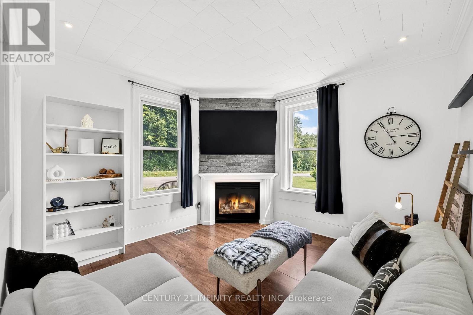 13 Main Street, Cavan Monaghan (Millbrook Village), Ontario  L0A 1G0 - Photo 7 - X13638148