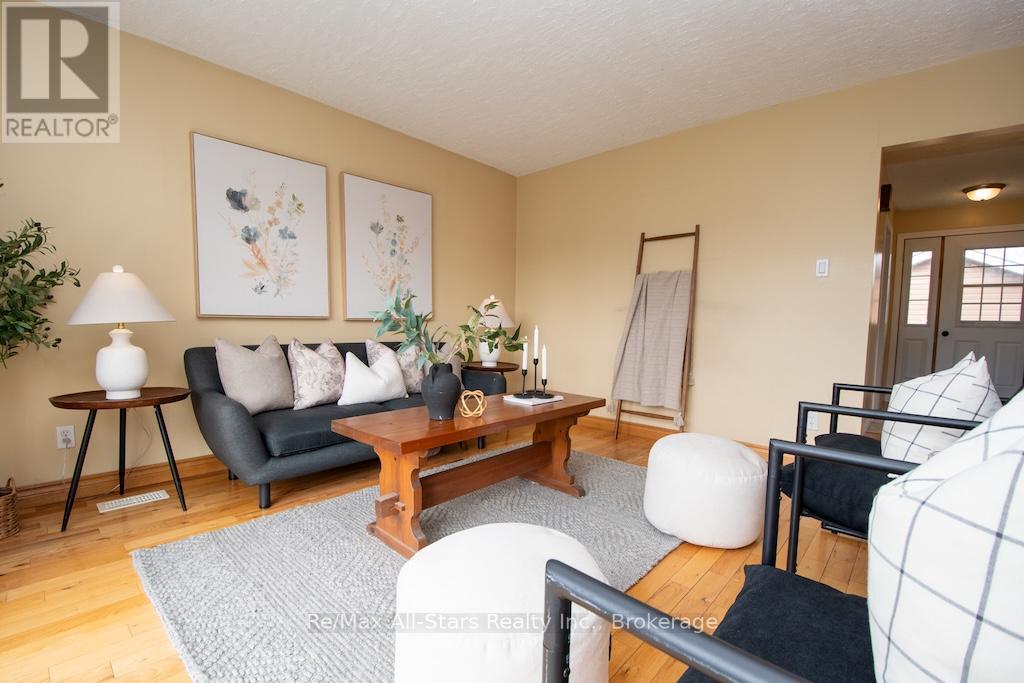 57 Indian Trail, Kawartha Lakes (Lindsay), Ontario  K9V 4R6 - Photo 7 - X13638198