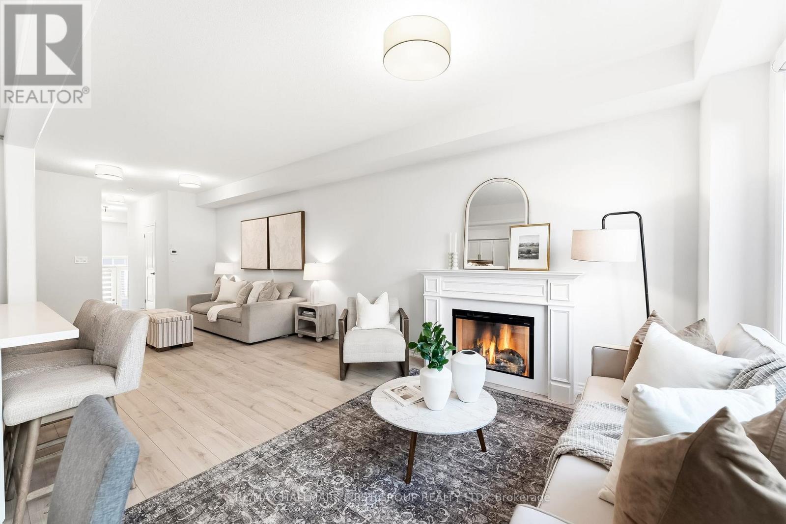 46 Hickey Lane, Kawartha Lakes (Lindsay), Ontario  K9V 5V5 - Photo 4 - X13638356