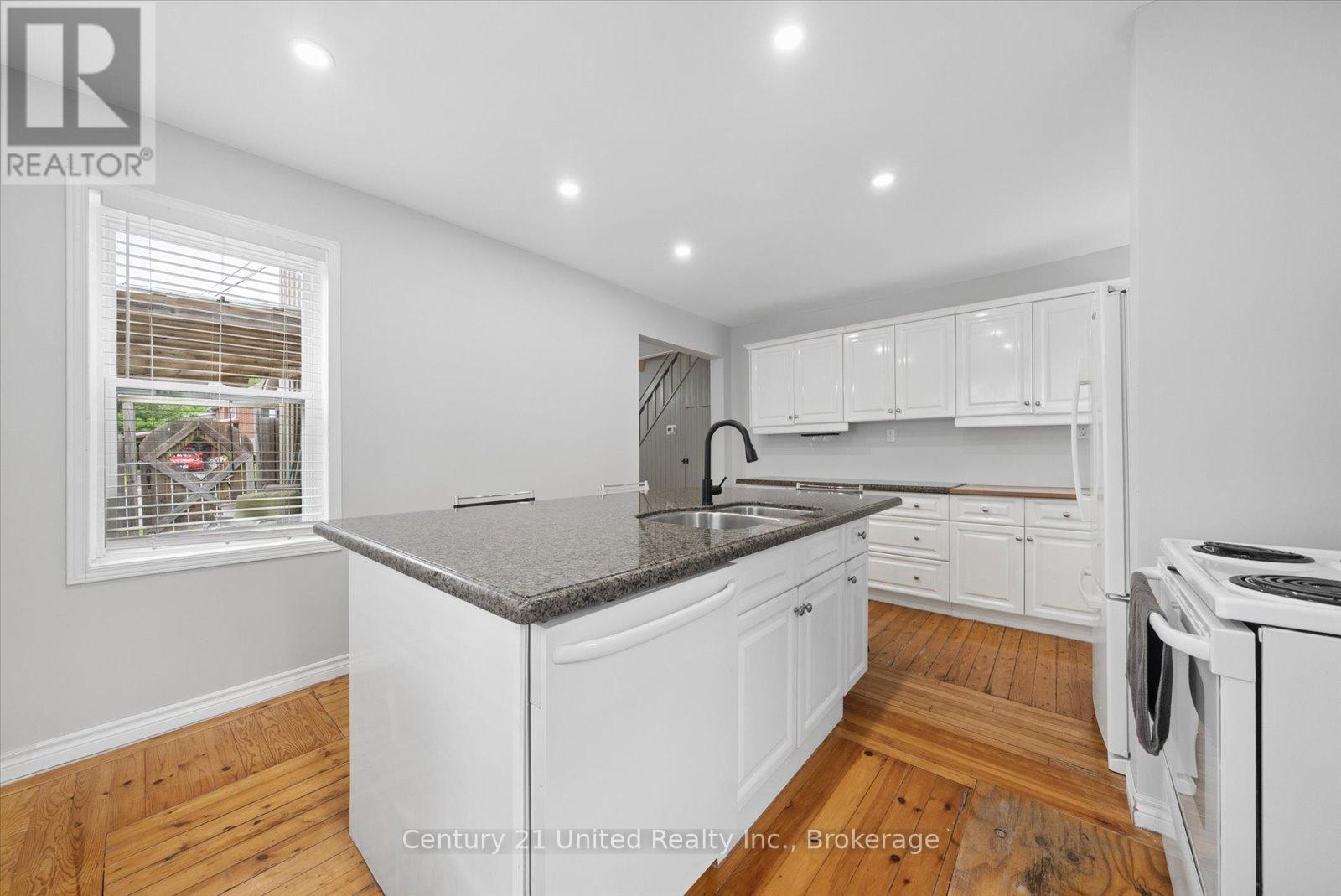 270 Rogers Street, Peterborough (Ashburnham Ward 4), Ontario  K9H 1W3 - Photo 12 - X13639182