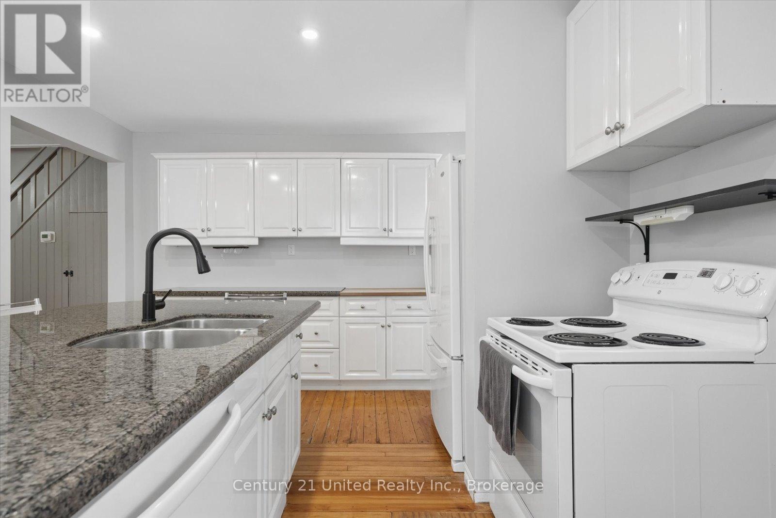 270 Rogers Street, Peterborough (Ashburnham Ward 4), Ontario  K9H 1W3 - Photo 13 - X13639182