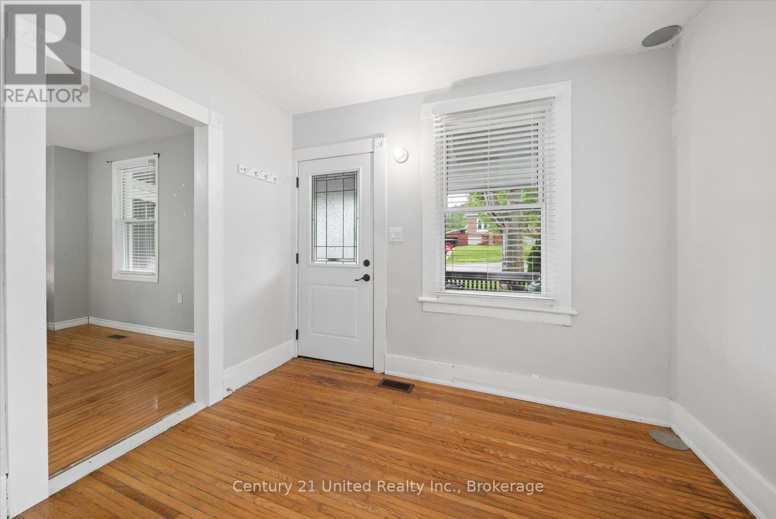 270 Rogers Street, Peterborough (Ashburnham Ward 4), Ontario  K9H 1W3 - Photo 4 - X13639182