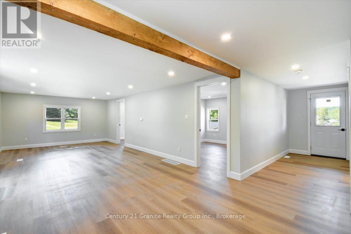 27607 Hwy 62 Highway S, Bancroft (Dungannon Ward), Ontario  K0L 1C0 - Photo 6 - X13639384