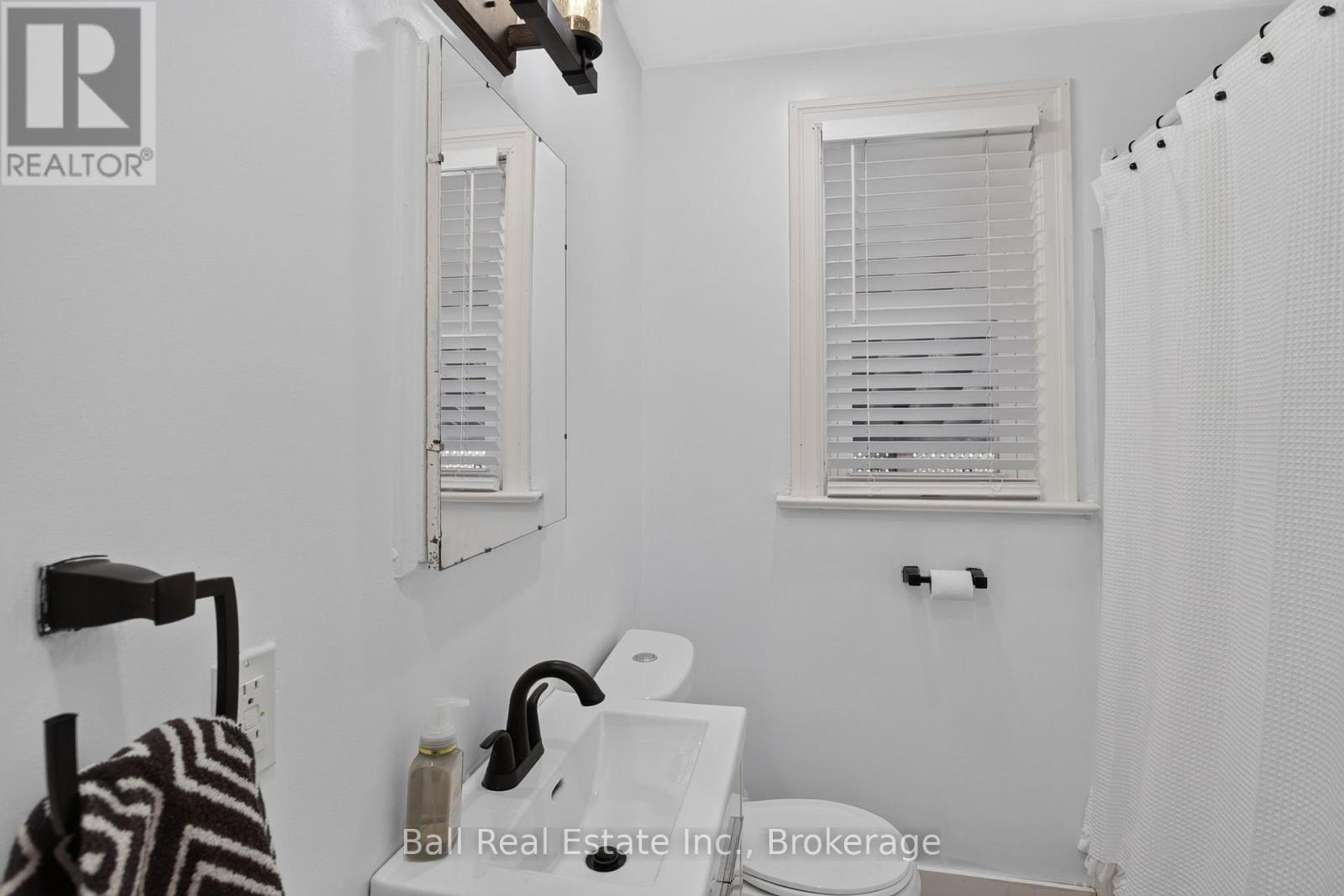 246 King George Street, Peterborough (Otonabee Ward 1), Ontario  K9J 1R8 - Photo 18 - X13639398