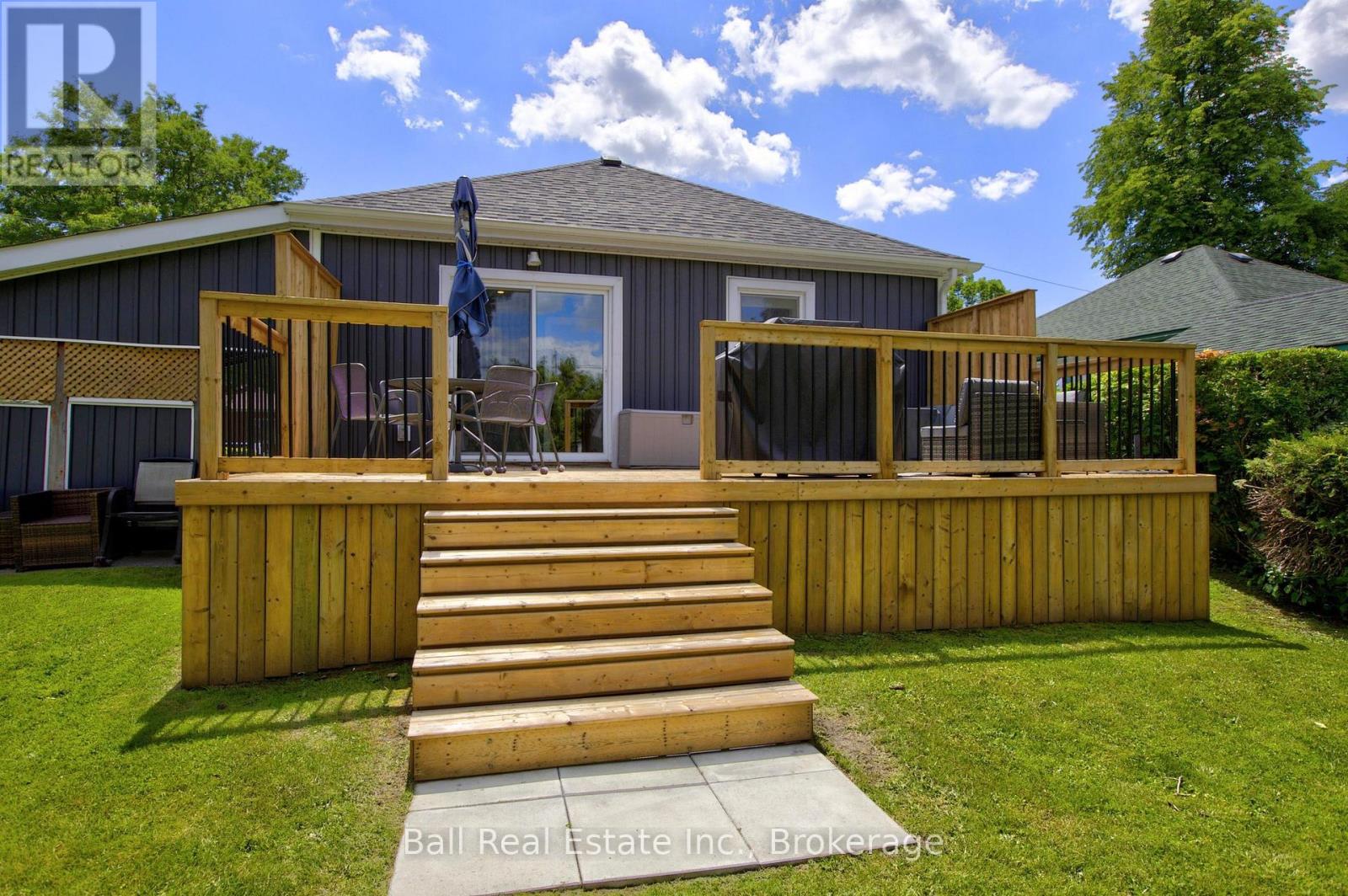 246 King George Street, Peterborough (Otonabee Ward 1), Ontario  K9J 1R8 - Photo 38 - X13639398