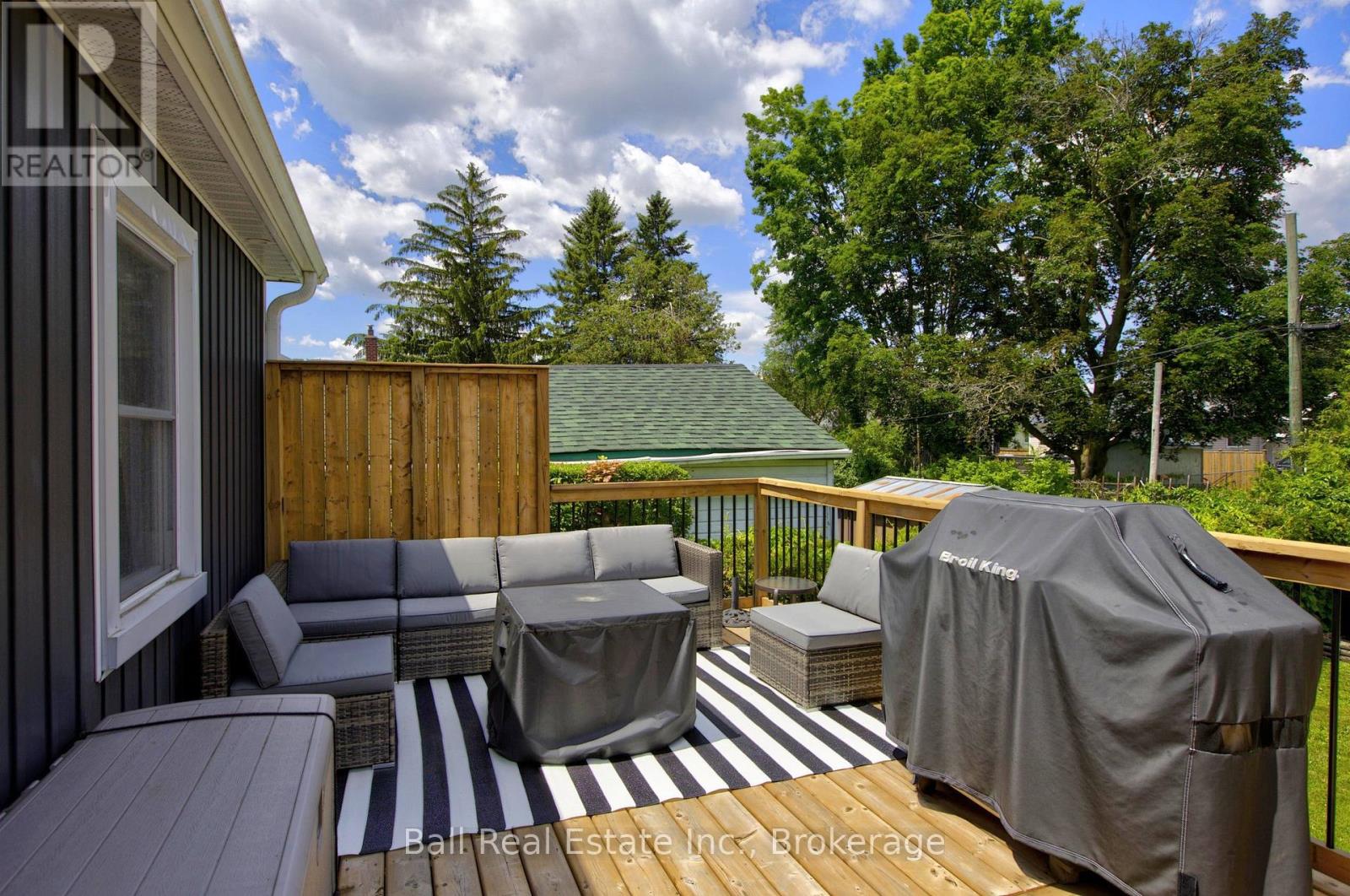 246 King George Street, Peterborough (Otonabee Ward 1), Ontario  K9J 1R8 - Photo 40 - X13639398
