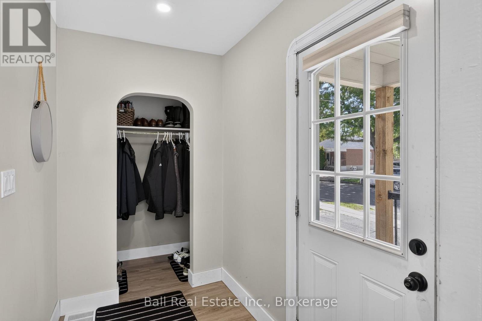 246 King George Street, Peterborough (Otonabee Ward 1), Ontario  K9J 1R8 - Photo 5 - X13639398