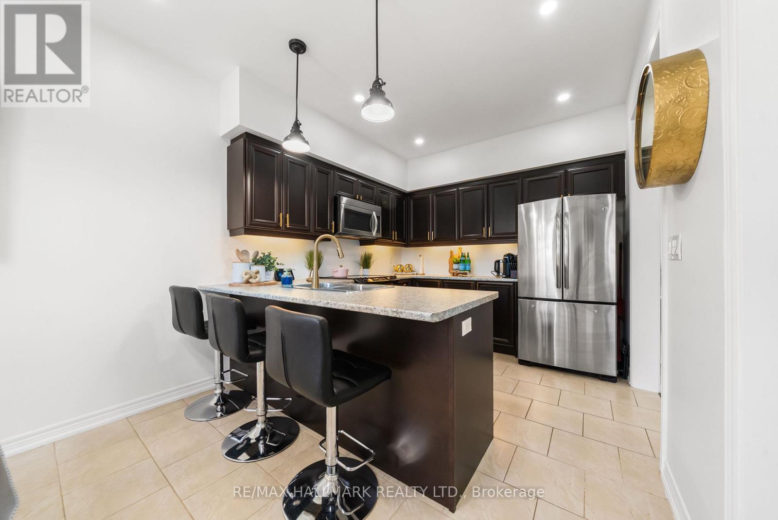 152 Mcdonald Crescent, Clarington (Newcastle), Ontario  L1B 0C9 - Photo 10 - E13639162