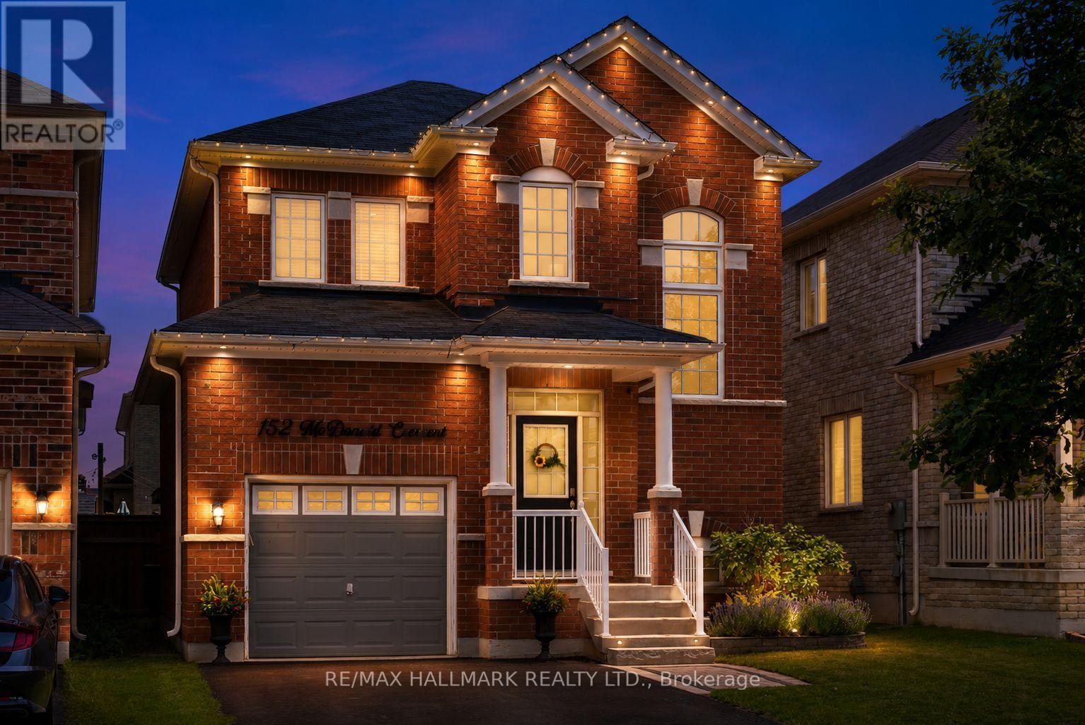 152 Mcdonald Crescent, Clarington (Newcastle), Ontario  L1B 0C9 - Photo 2 - E13639162